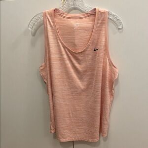 Nike tank top size XL